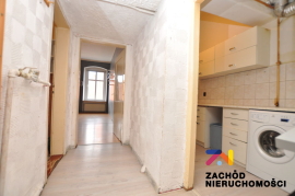 Mieszkanie 2 pokojowe w centrum miasta na sprzedaż